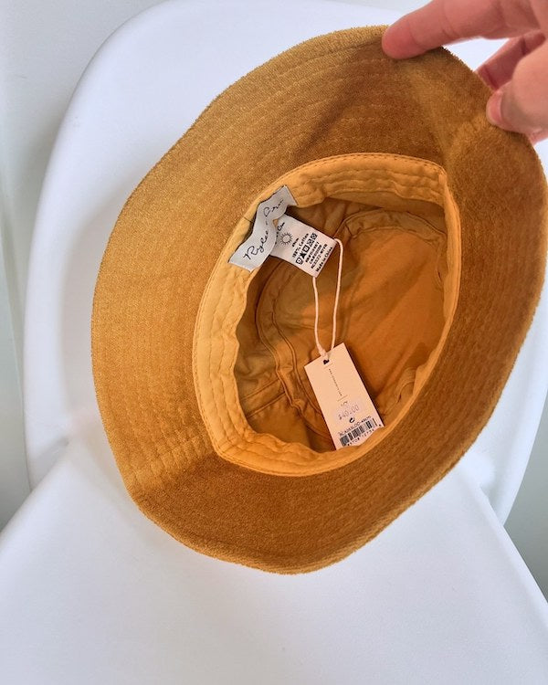 rylee + cru ochre velour bucket hat 6Y NWT