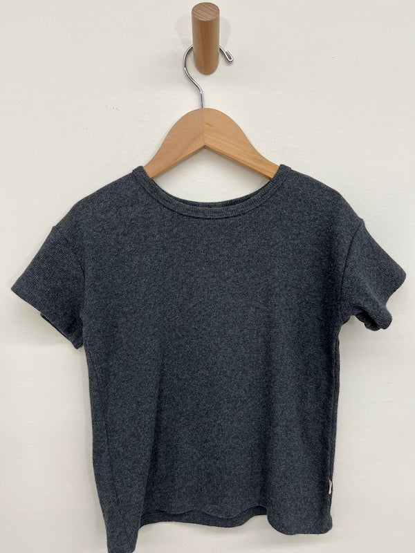 jax + lennon grey shirt 2T