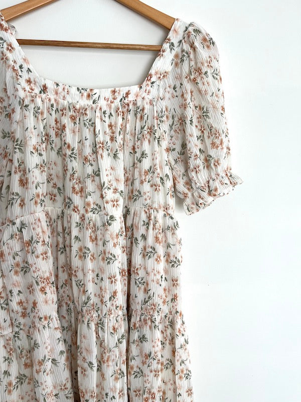 hayden LA floral dress SMALL NWT