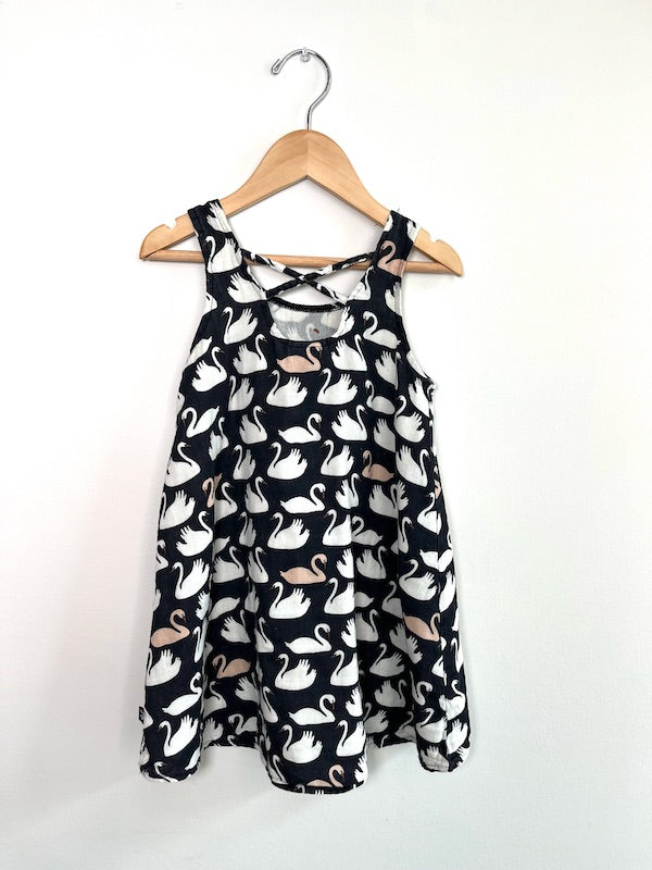 jax + lennon swan cross back dress 4/5T