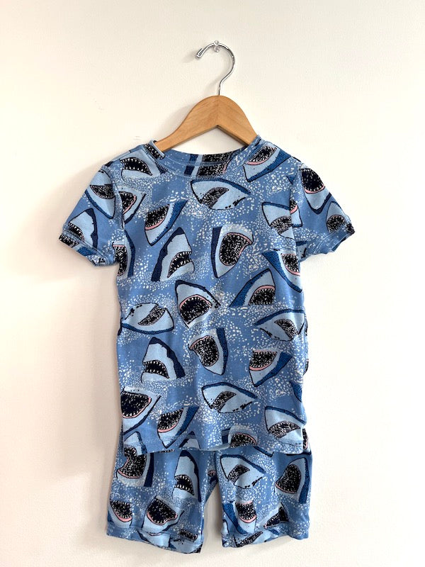 gap kids shark pjs 5T