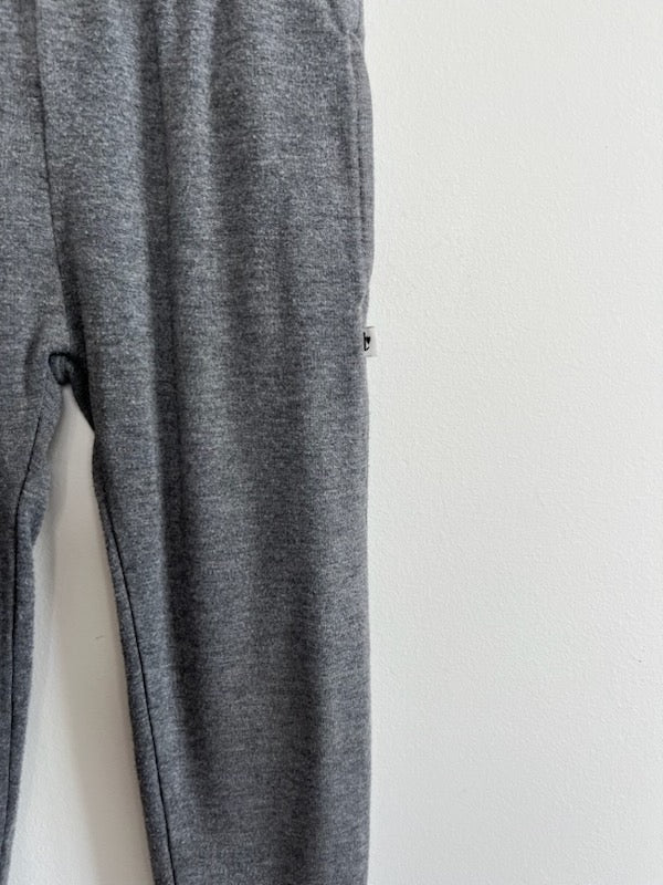 jax + lennon grey terry joggers 4T