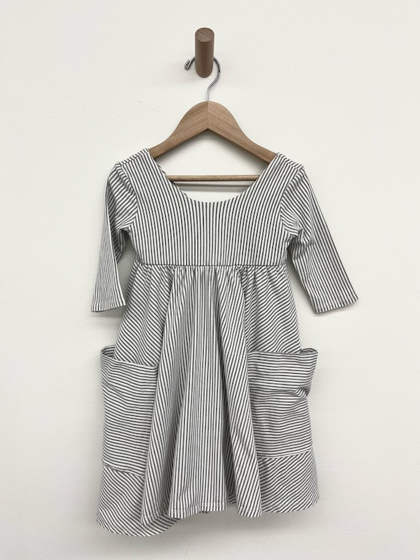 remie girl grey white striped pocket dress 5T