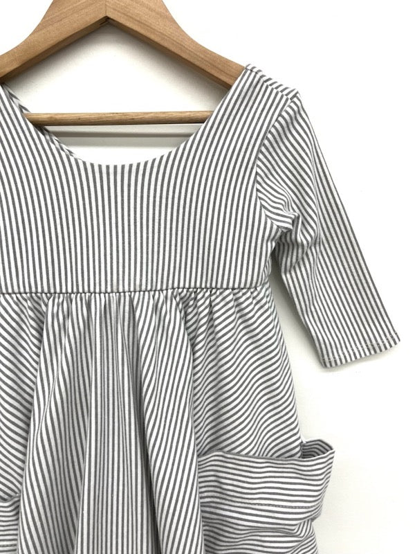 remie girl grey white striped pocket dress 5T