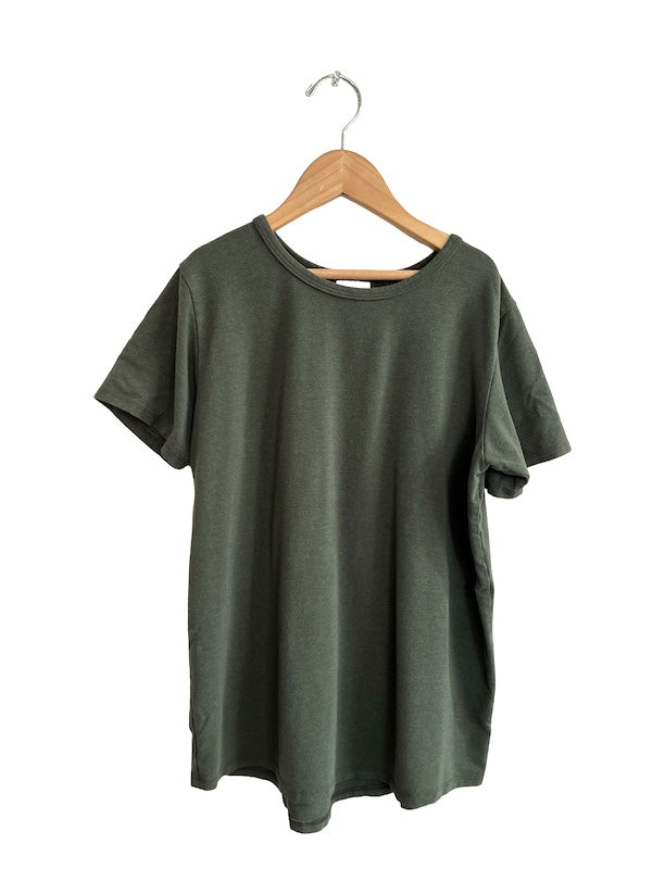 jax+ lennon dark green t-shirt YL 9Y